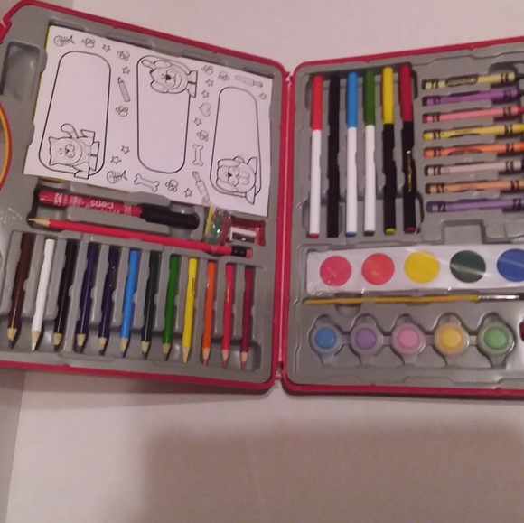 Crayola Amazing Art Case - Picture 5 of 5